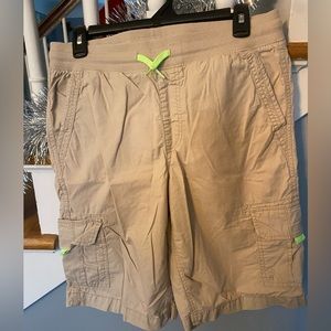 Urban Pipeline Boys Cargo Shorts- Size XL 18-20